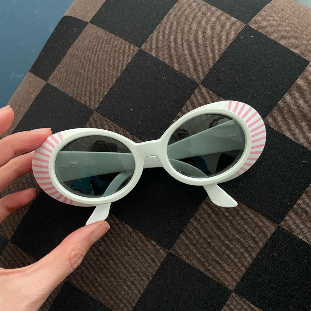 Vintage retro Foster Grant Sunglasses